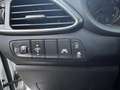 Hyundai i30 Wagon 1.4 mpi Classic Blanc - thumbnail 12