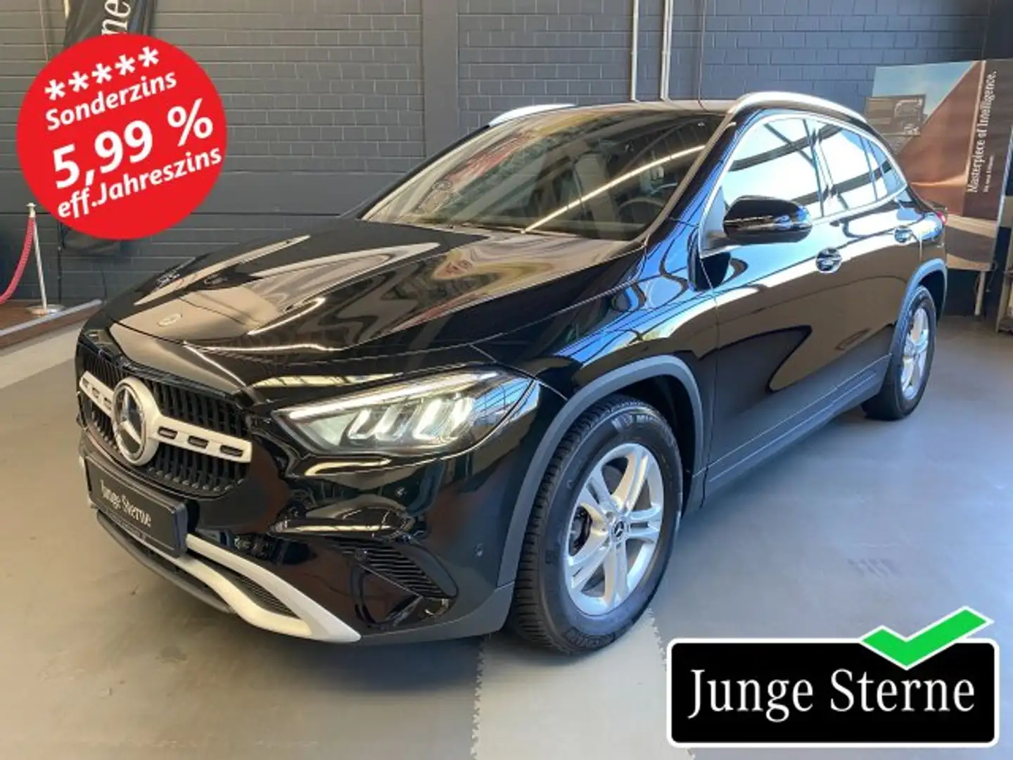 Mercedes-Benz GLA 200 GLA 200 Progressive Adv. LED MBUX Kamera Sitzh. Zwart - 1