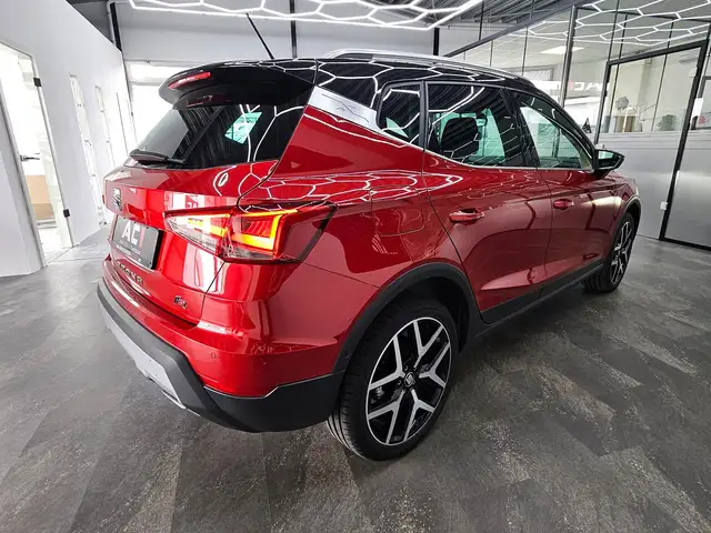 Seat Arona view 8