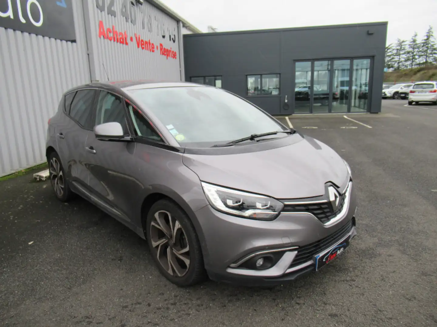 Renault Scenic 1.7 BLUE DCI 120CH INTENS EDC Grau - 2