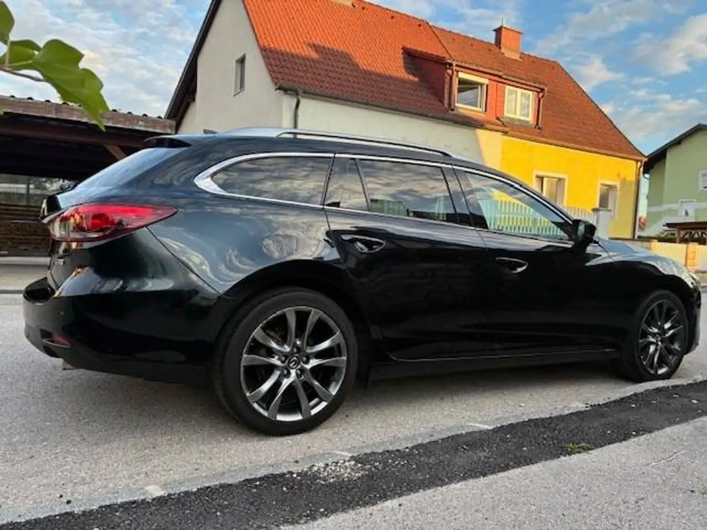 Mazda 6 Mazda 6 Sport Combi CD150 Revolution Revolution Schwarz - 2