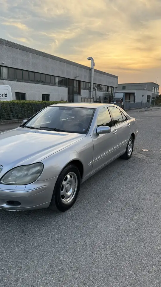 Mercedes-Benz S 320, foto 1