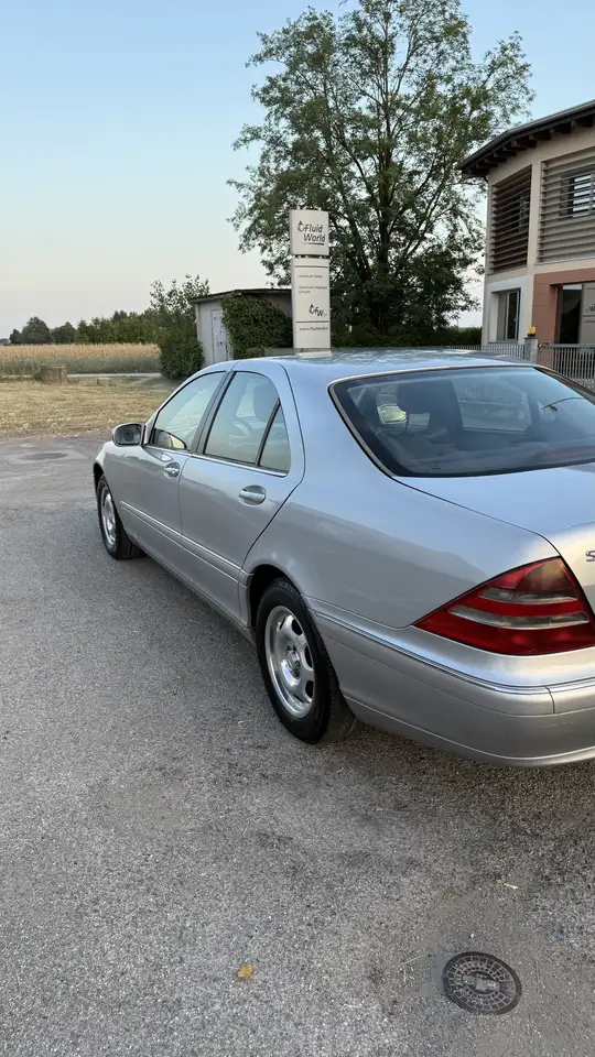 Mercedes-Benz S 320, foto 2