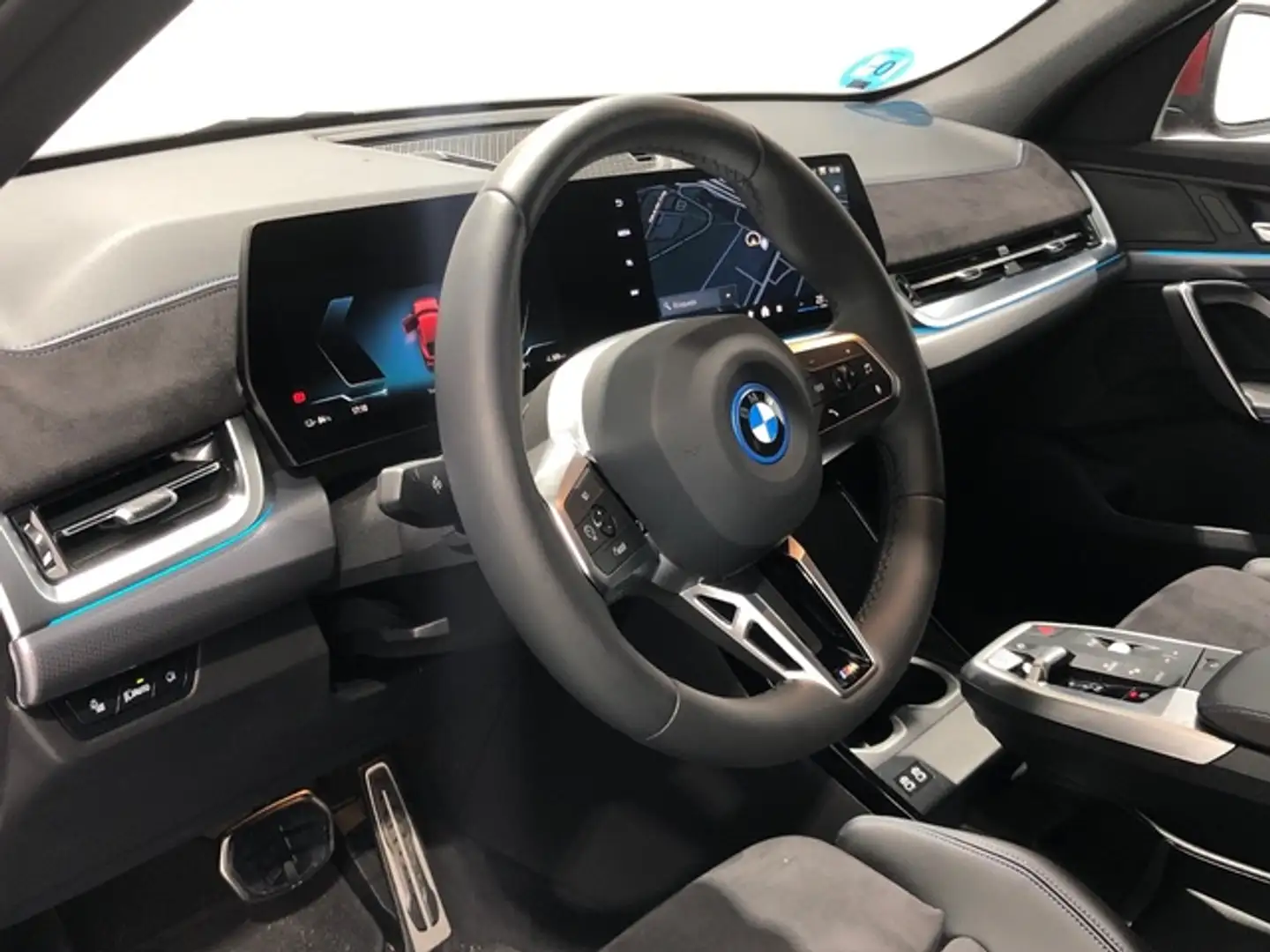 BMW iX2 eDrive20A Rojo - 2