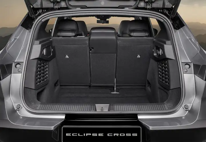 Mitsubishi Eclipse Cross PHEV Kaiteki 4WD 2023, foto 10