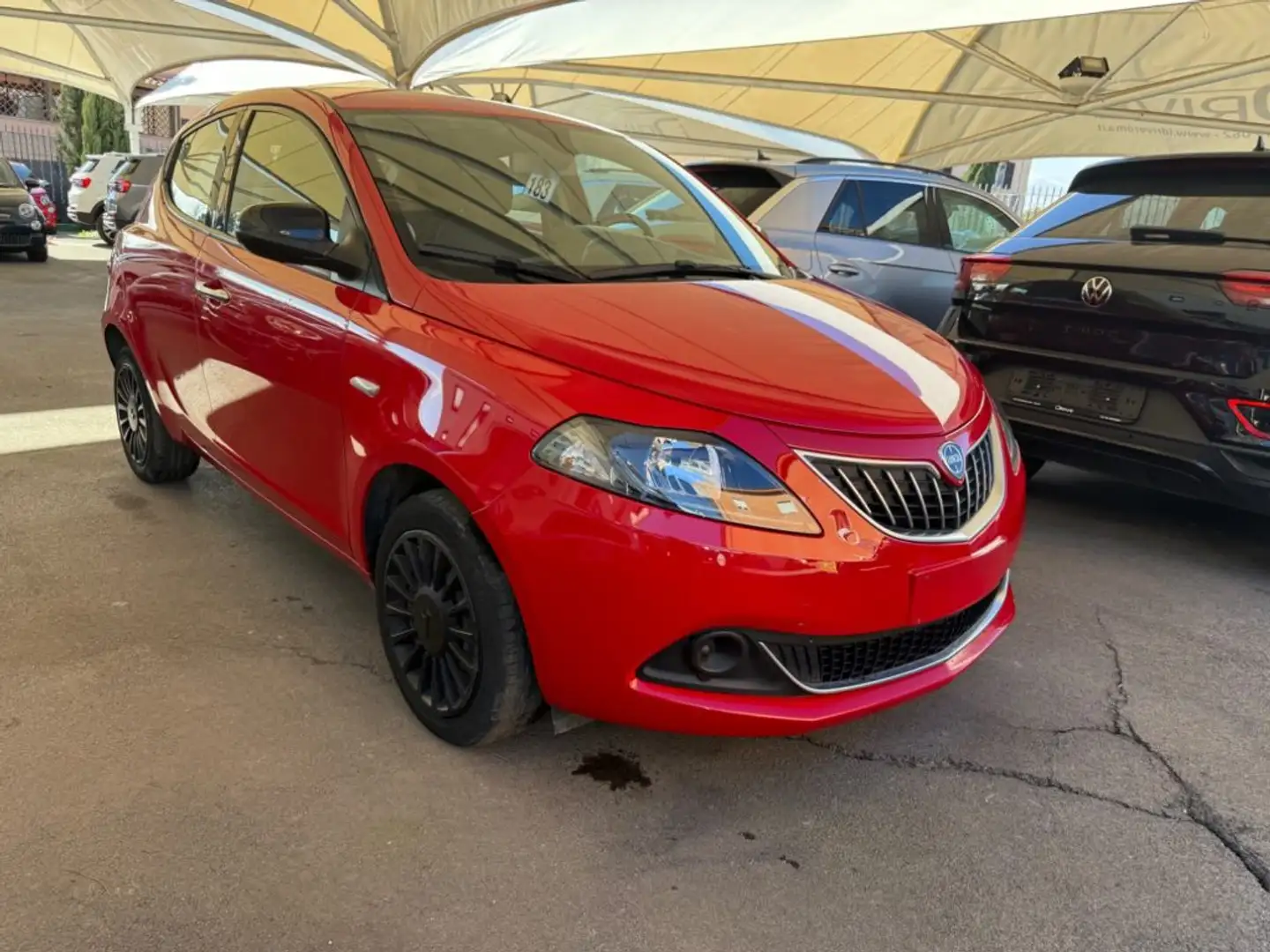 Lancia Ypsilon 1.0 FireFly Hybrid Ecochic Silver + GPL Piros - 2