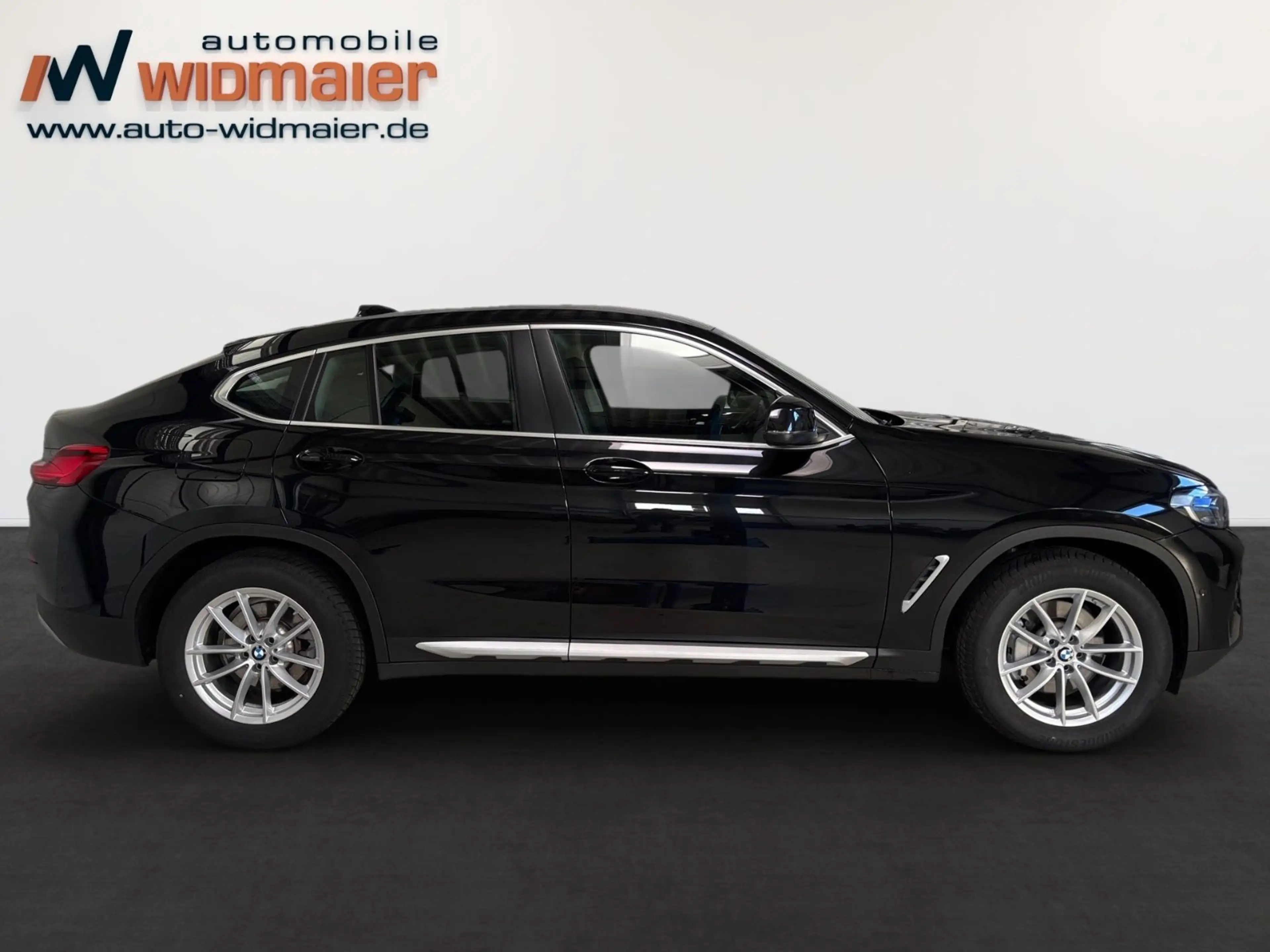 BMW X4 xDrive 30d -- AHK/ Innovation/ Memory/ Leder — photo 2