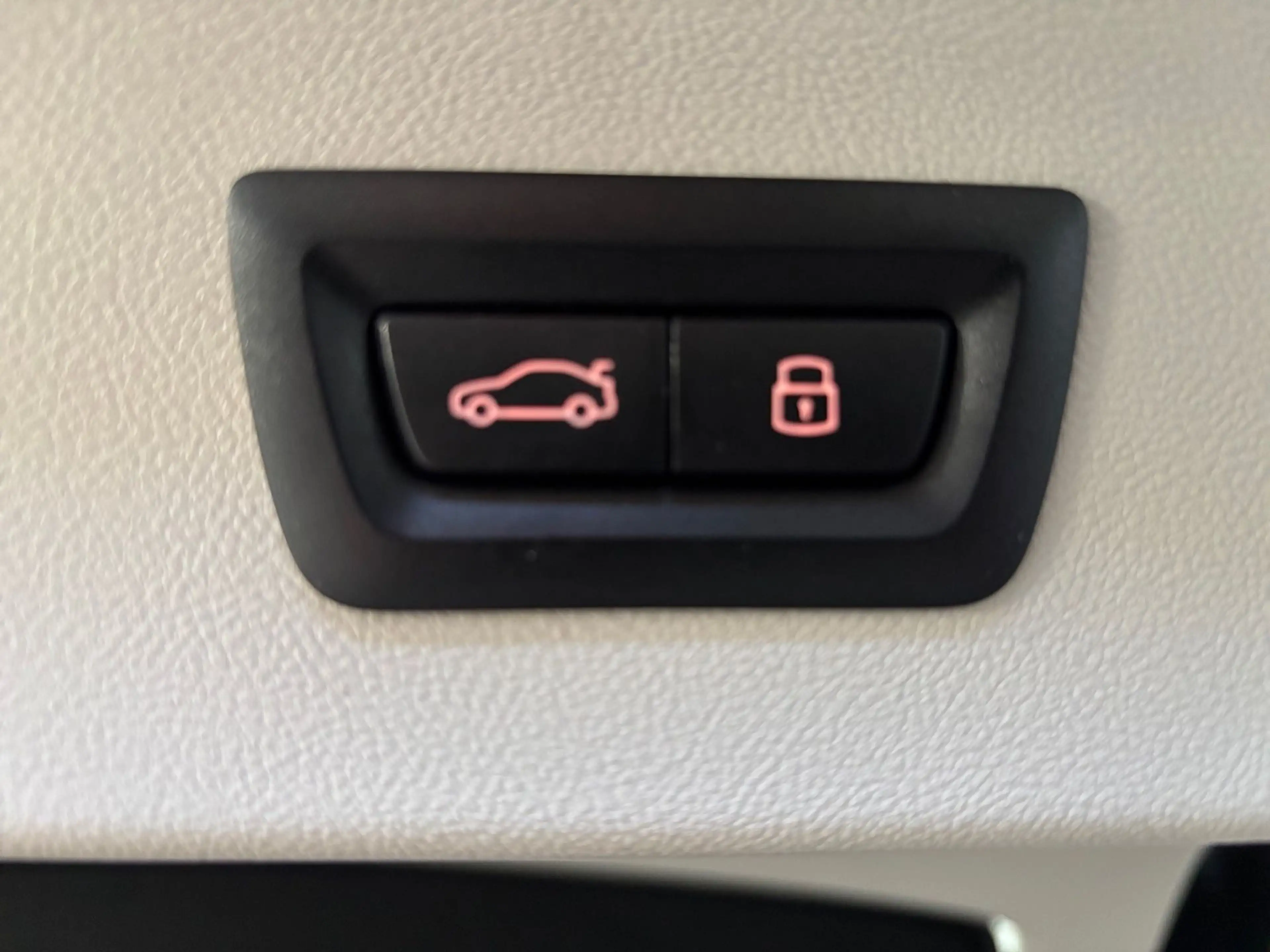 BMW X4 xDrive 30d -- AHK/ Innovation/ Memory/ Leder — photo 12