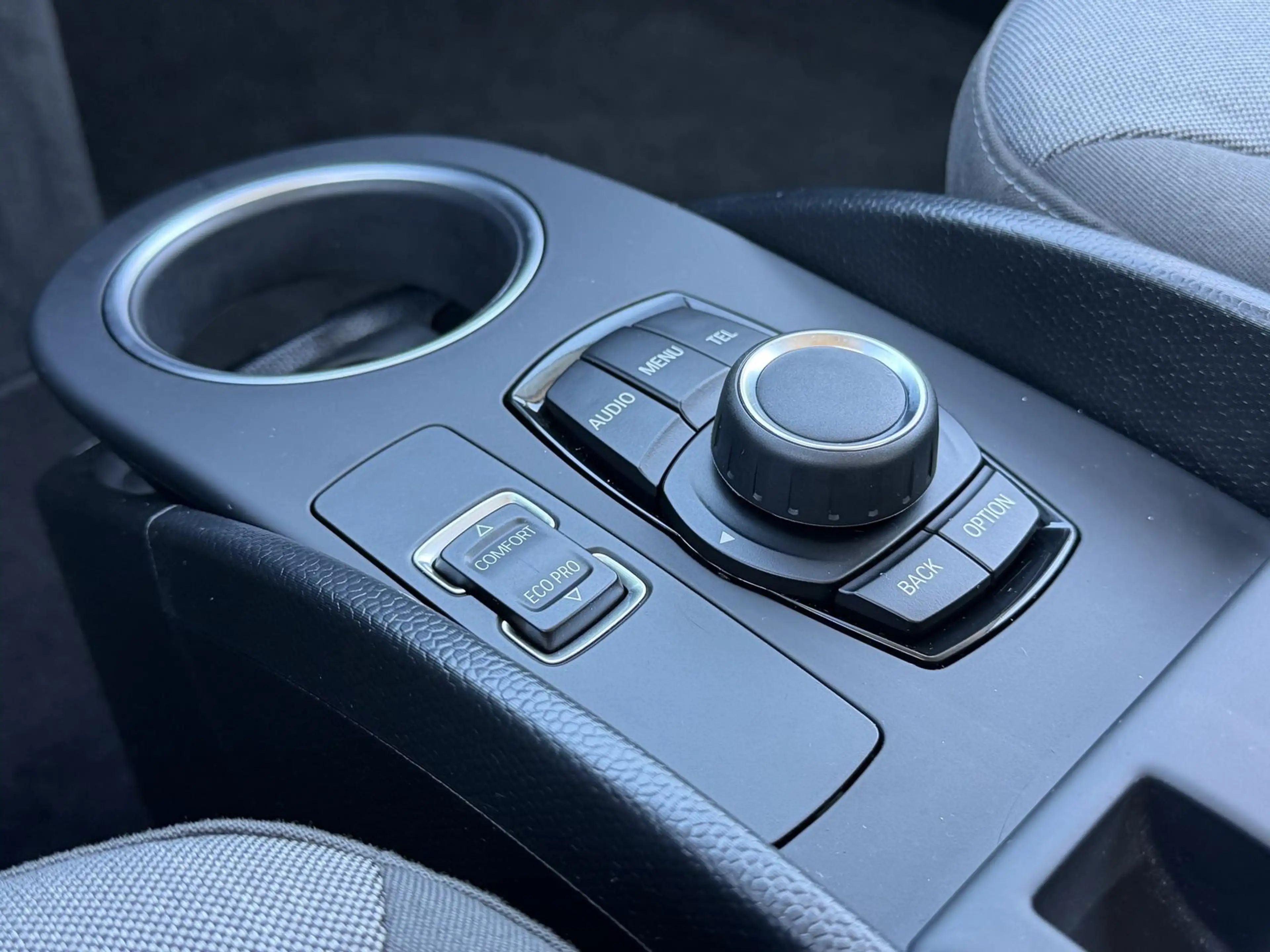BMW i3 |Wärmepumpe|92,9%SoH|42 kWh |310km|1. Hand| — photo 14