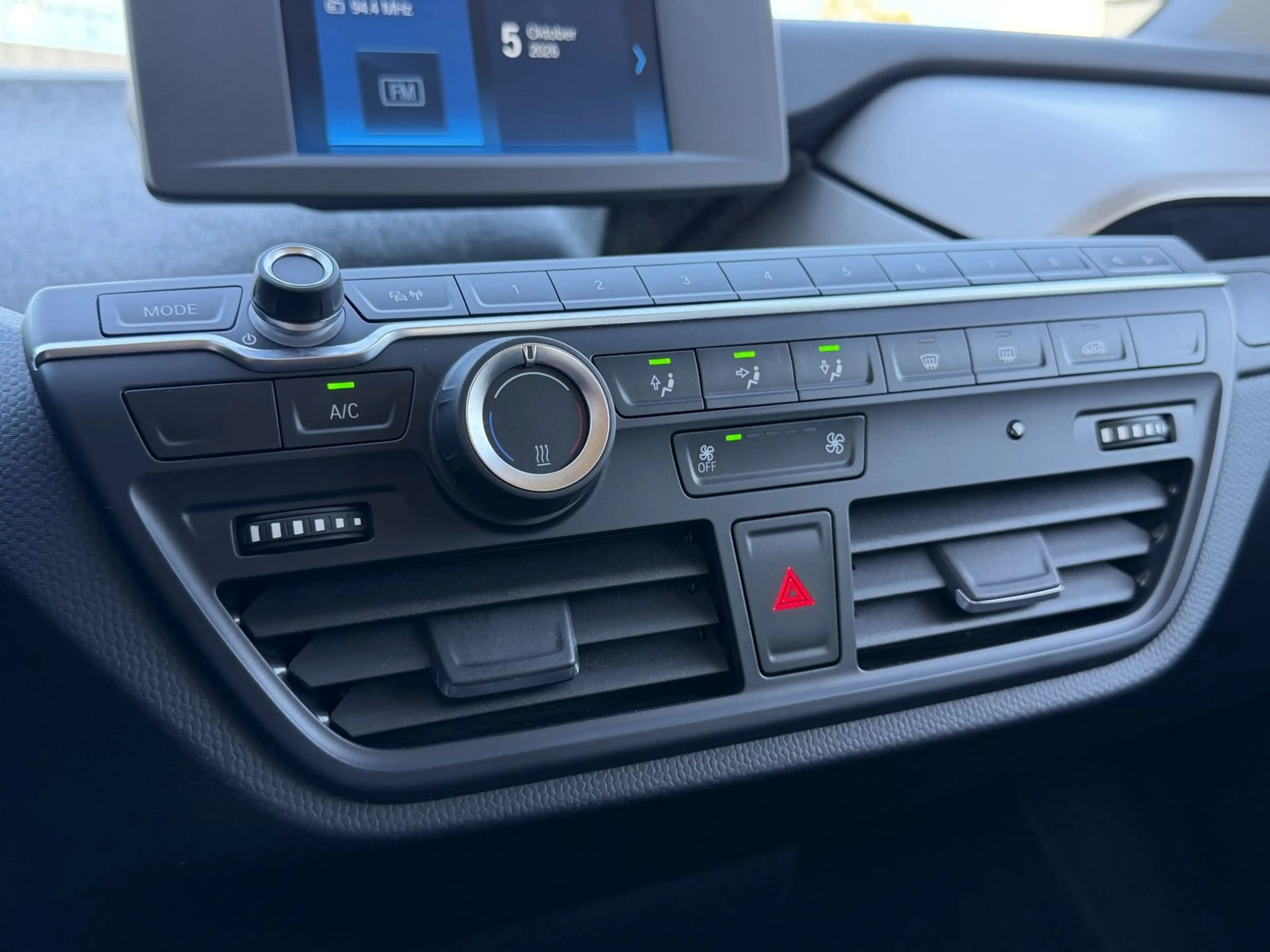 BMW i3 |Wärmepumpe|92,9%SoH|42 kWh |310km|1. Hand| — photo 13
