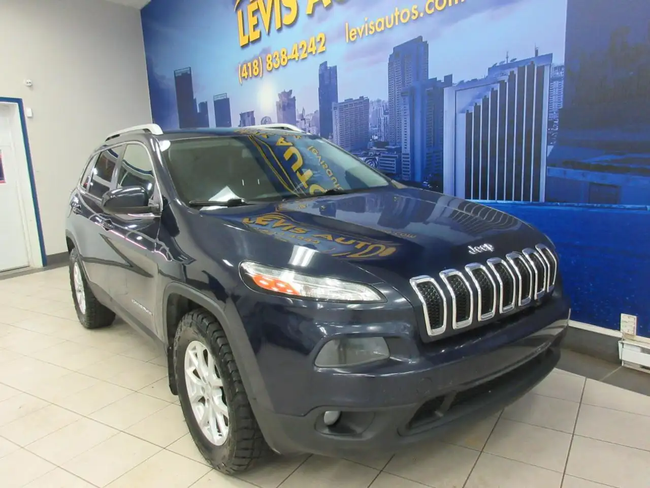 Jeep Cherokee снимка Jeep Cherokee