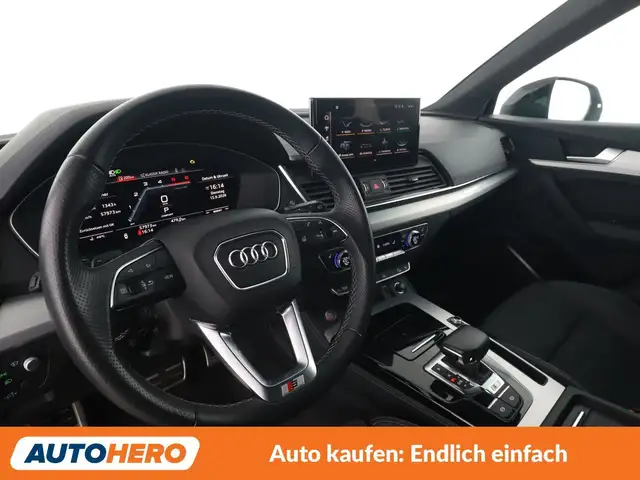Audi SQ5 view 11
