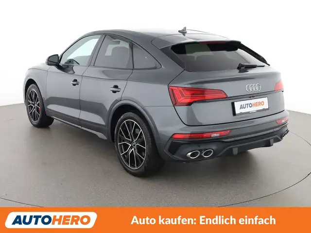 Audi SQ5 view 4
