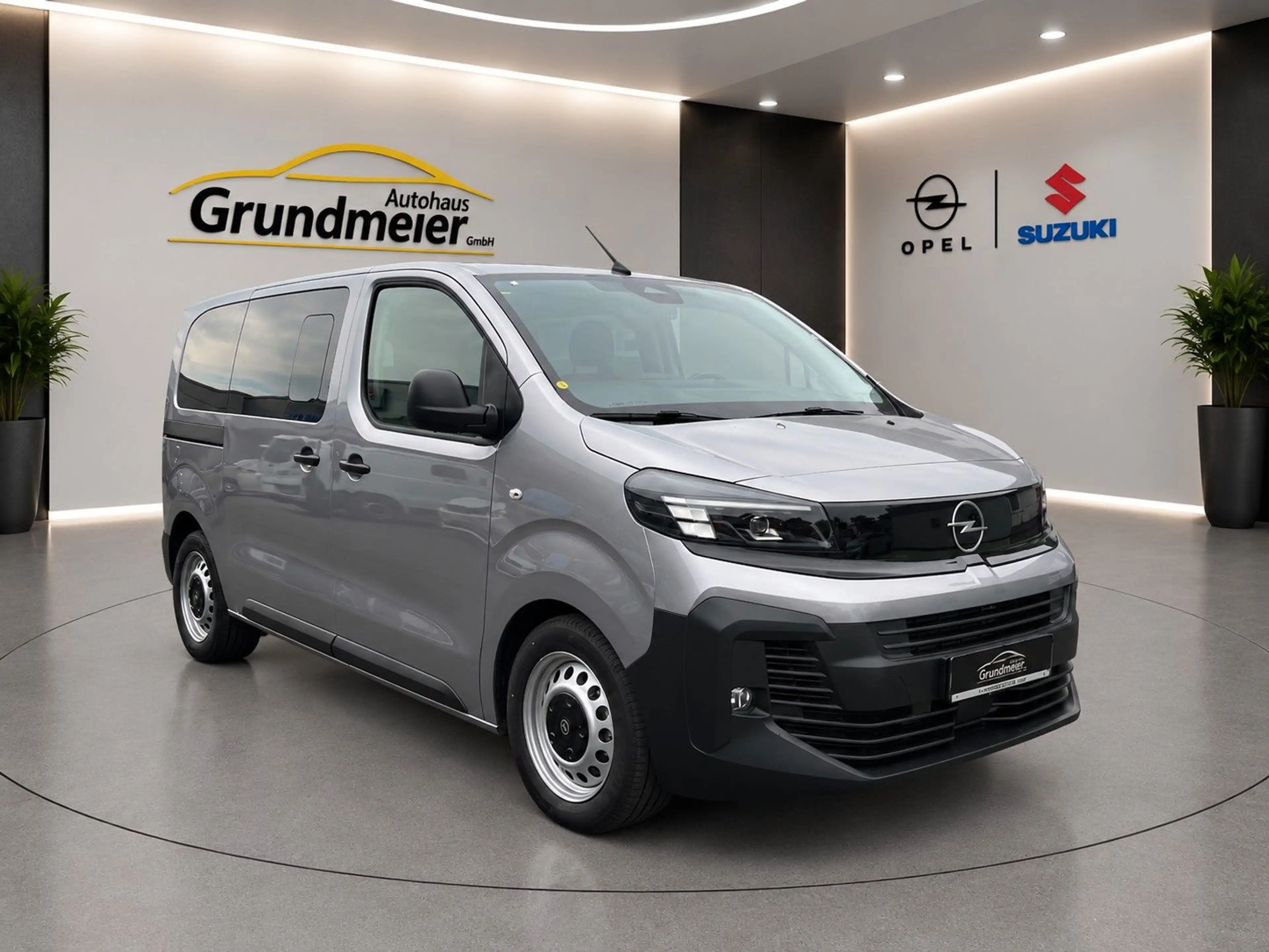 Opel Vivaro Kombi M /LED/Kamera/CarPlay
