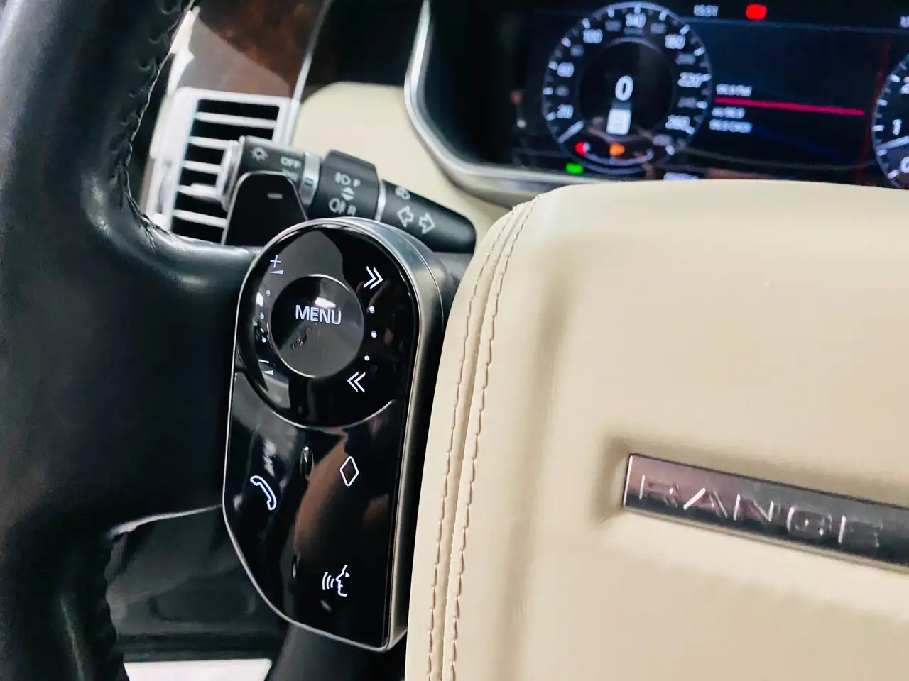Land Rover Range Rover снимка Land Rover Range Rover