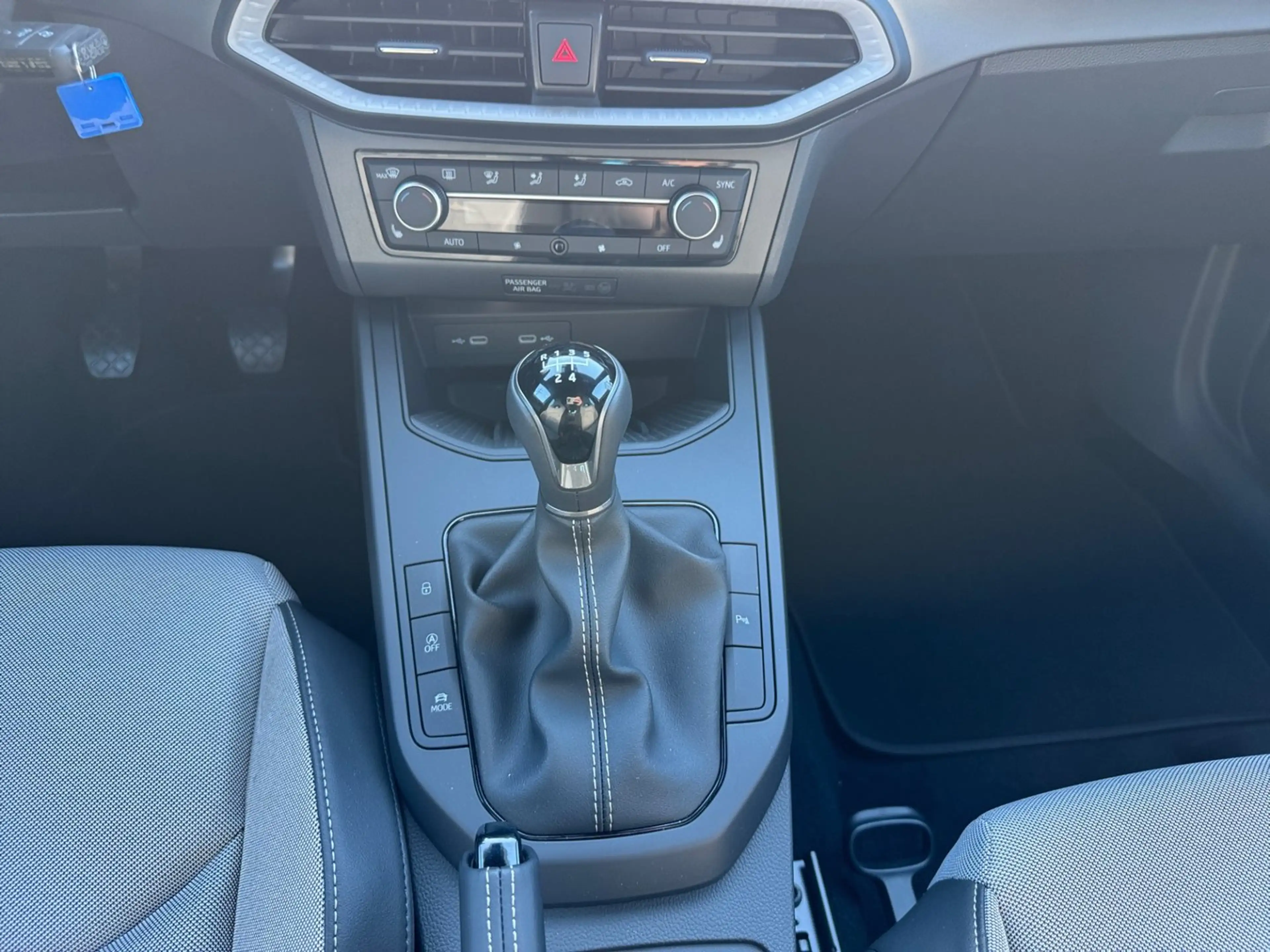 SEAT Ibiza FR Edition 1.0 TSI 95PS — photo 11