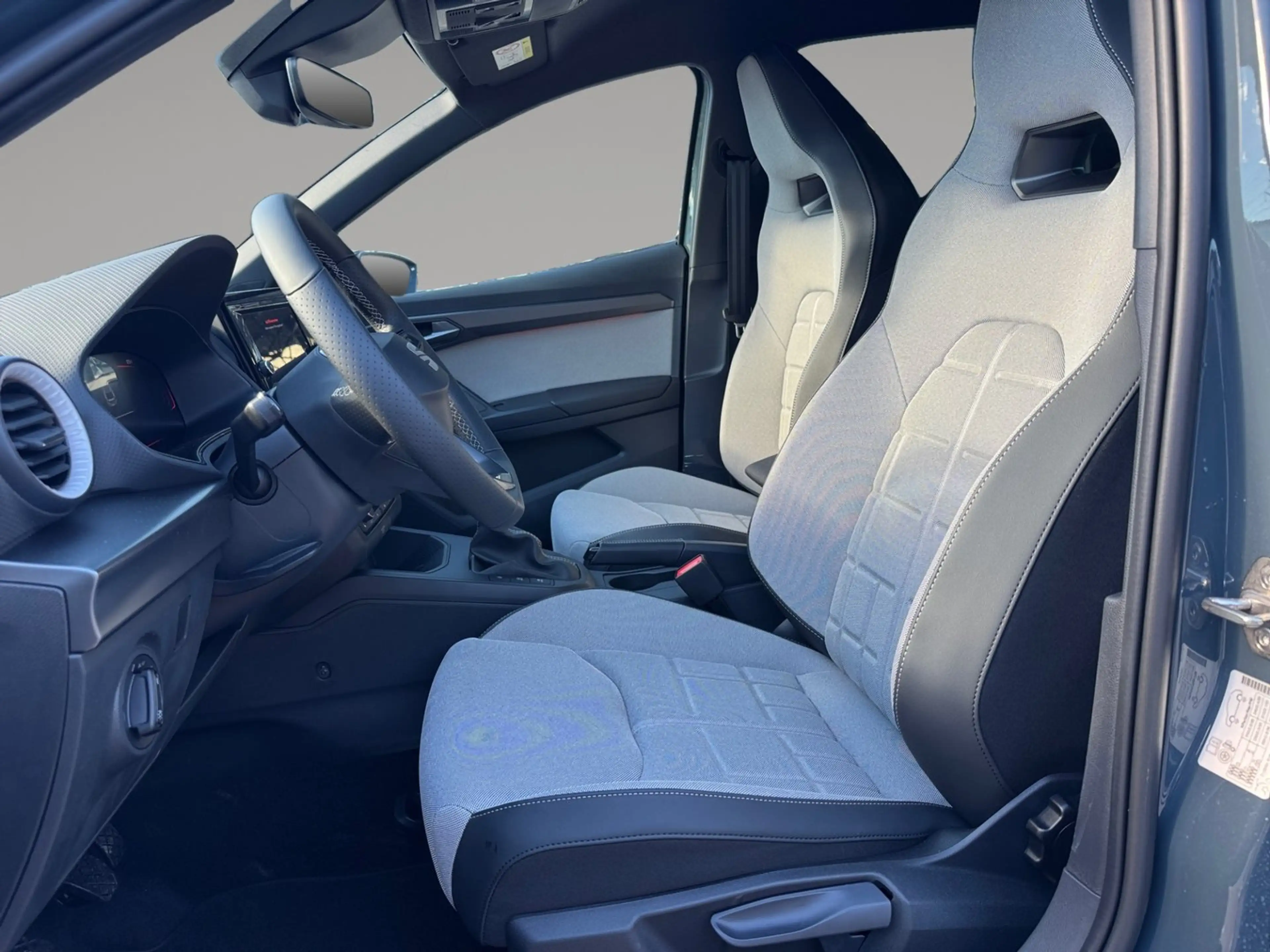 SEAT Ibiza FR Edition 1.0 TSI 95PS — photo 9