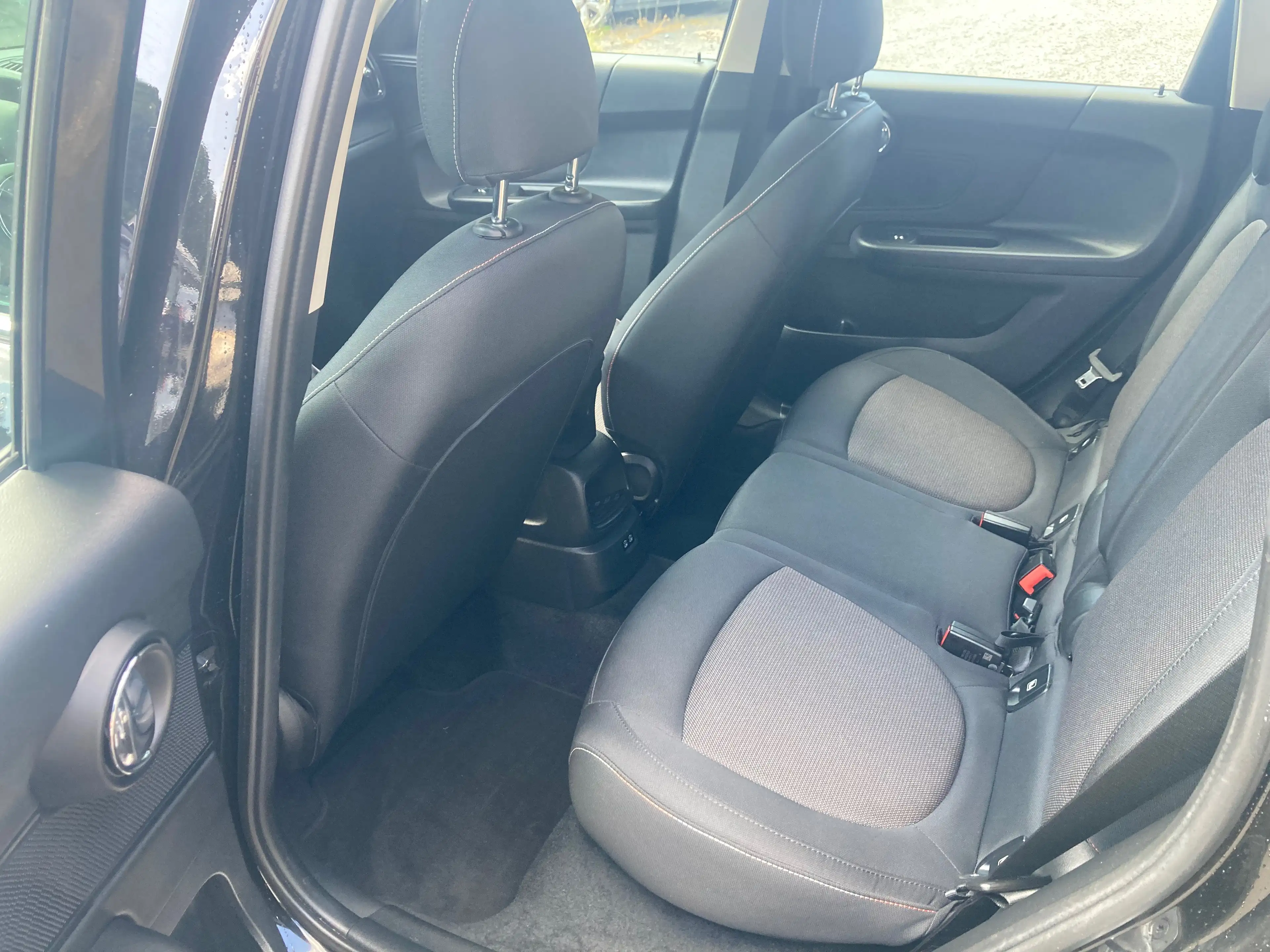 MINI One Countryman One Essential Trim — photo 13
