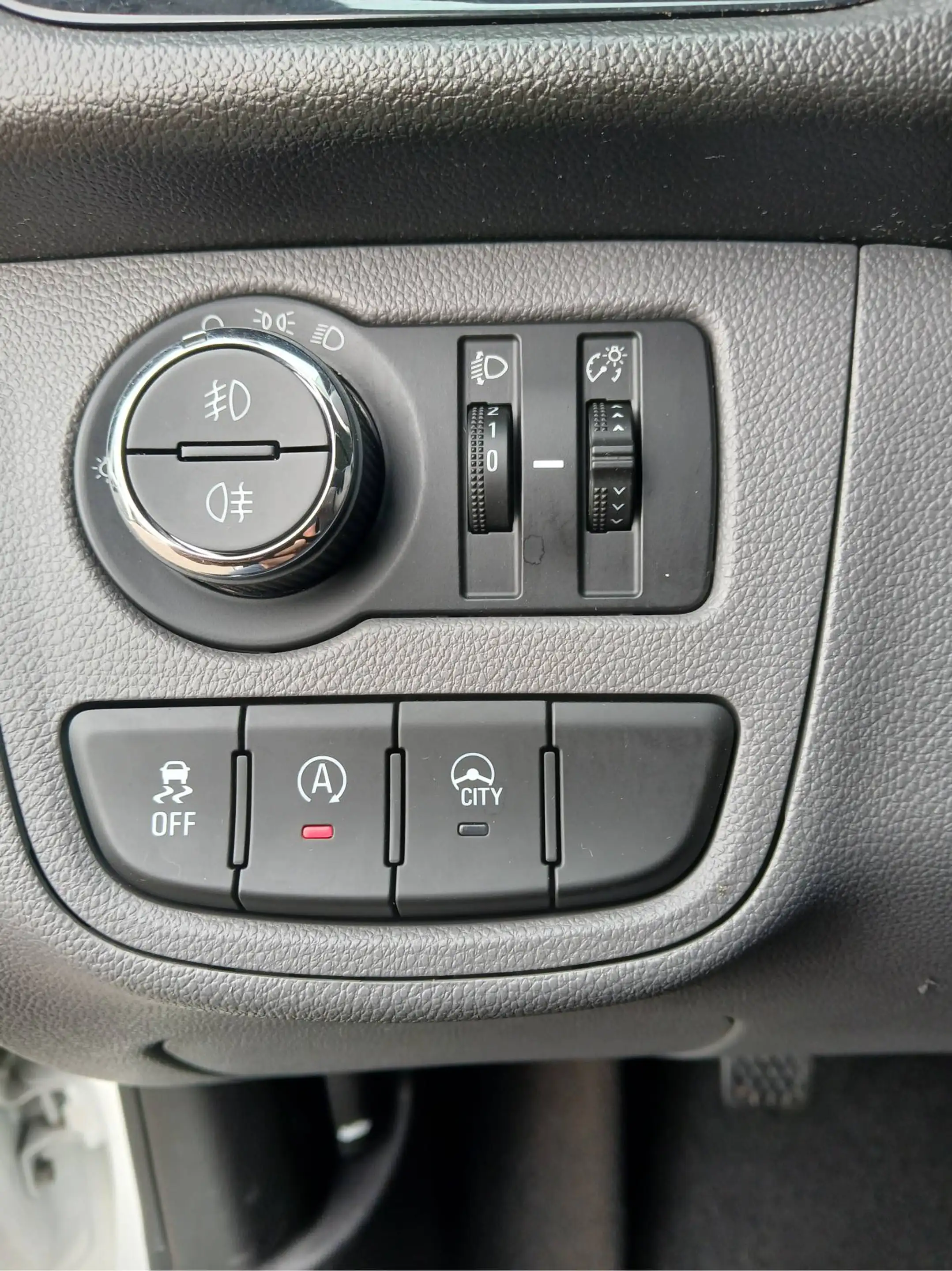 Opel Karl 1.0 ecoFLEX Innovation / apple car play / android — photo 11