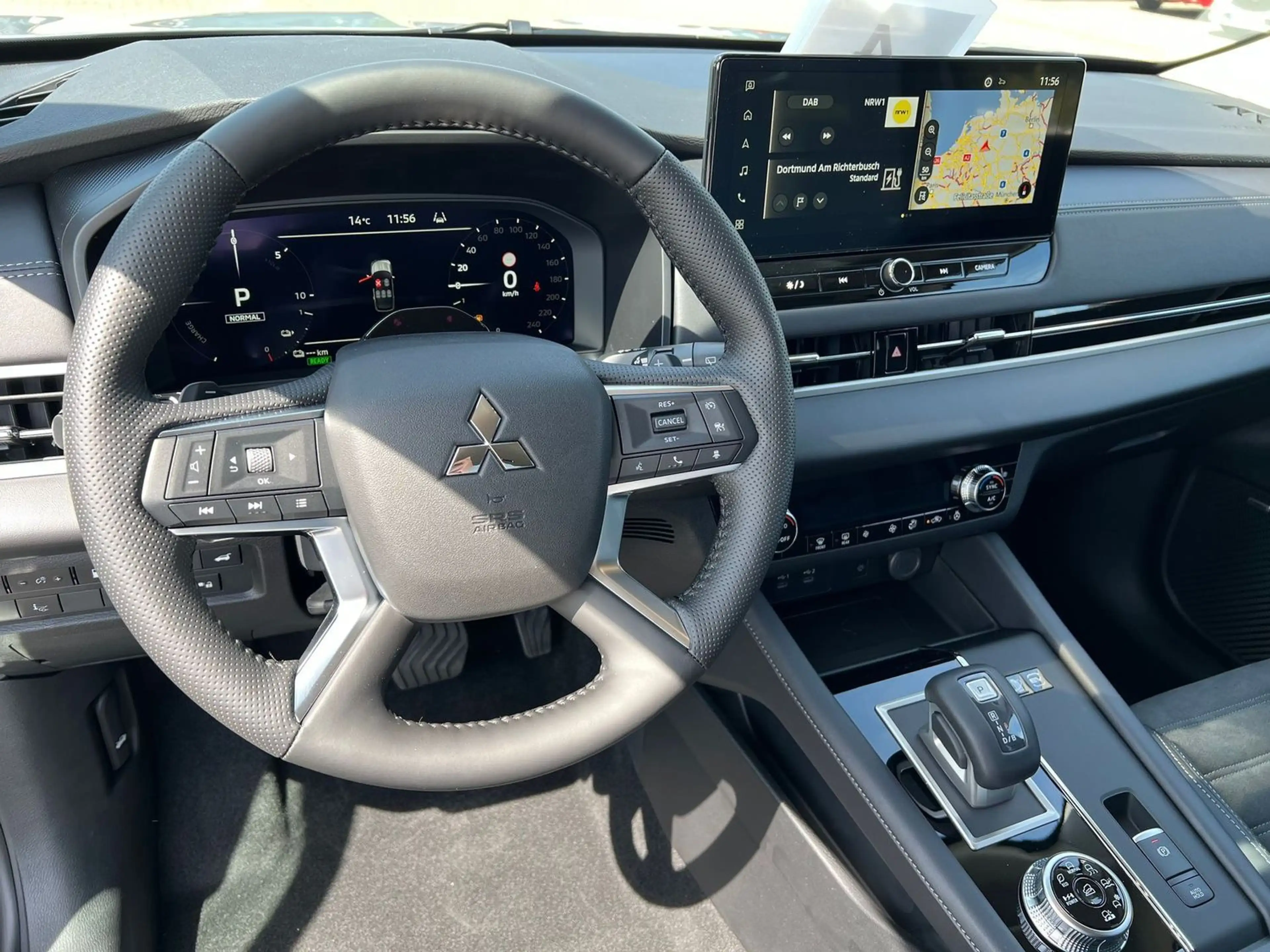 Mitsubishi Outlander Plug-in Hybrid Intro Edition *HEAD-UP*20"ZOLL*AHK — photo 13
