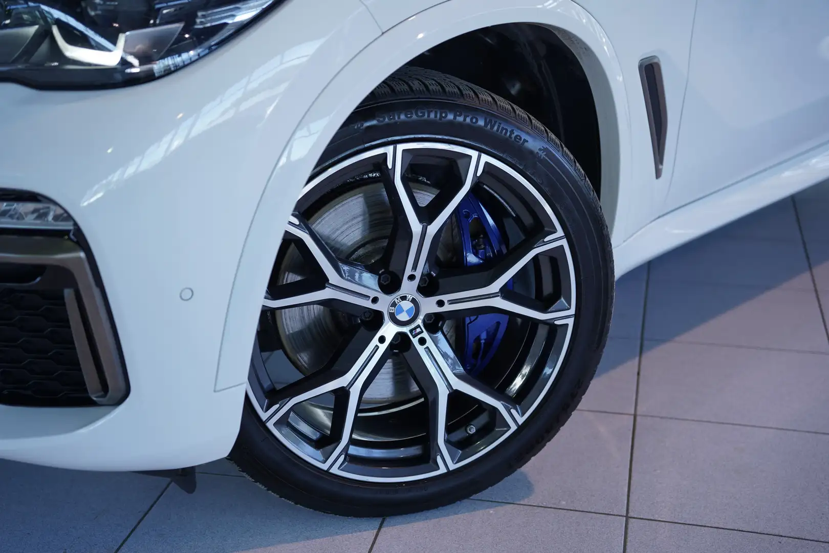 BMW X5 M d *2.H *H-UP *ACC *Pano *Memory *AHK Blanc - 2