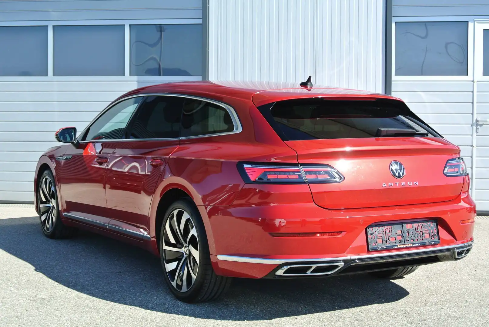 Volkswagen Arteon SB 2.0 TDI DSG ** R-Line ** LED * NAVI * KAMERA * Rot - 2