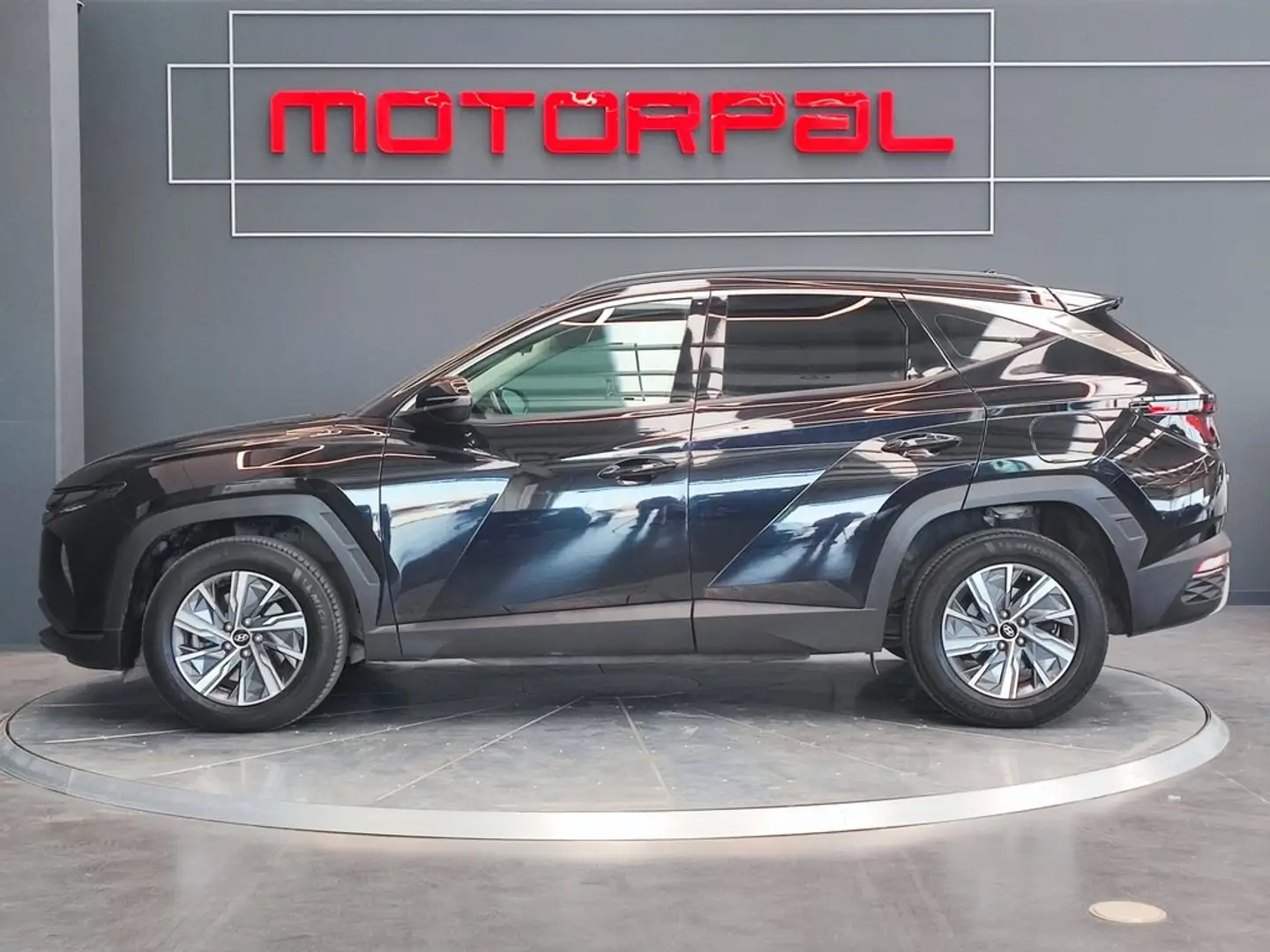 Hyundai TUCSON 1.6 TGDI HEV Maxx Sky AT Gris - 2