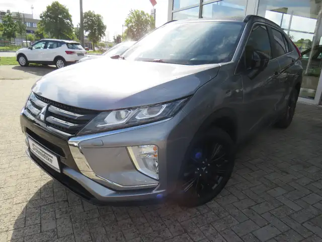 Mitsubishi Eclipse Cross Active + 4WD*AHK*Ganzj.Reifen*Kamera