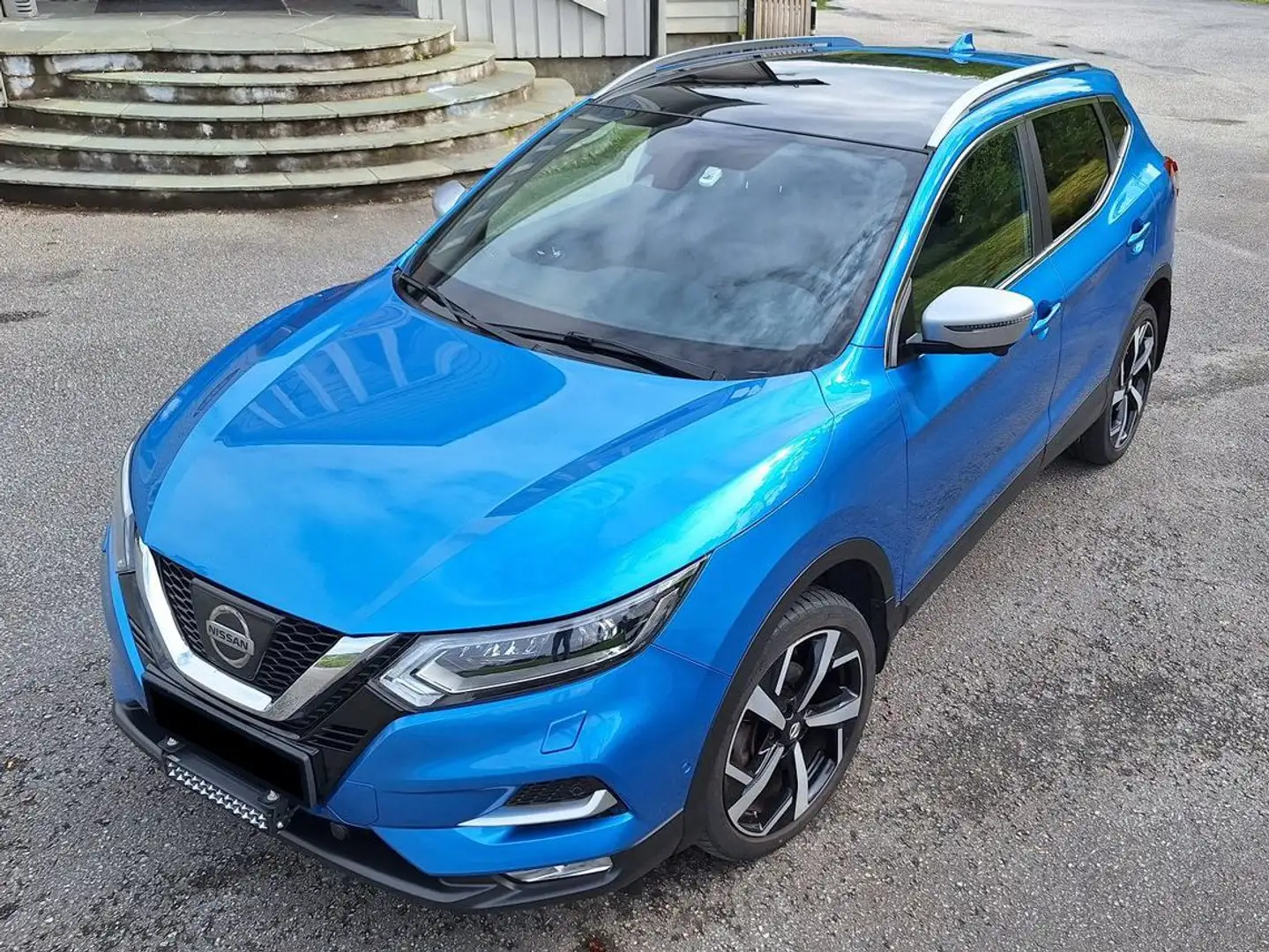 Nissan Qashqai Qashqai 1.6 dCi ALL-MODE 4x4i TEKNA+ Blau - 1