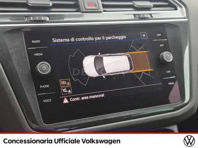 Volkswagen Tiguan view 15