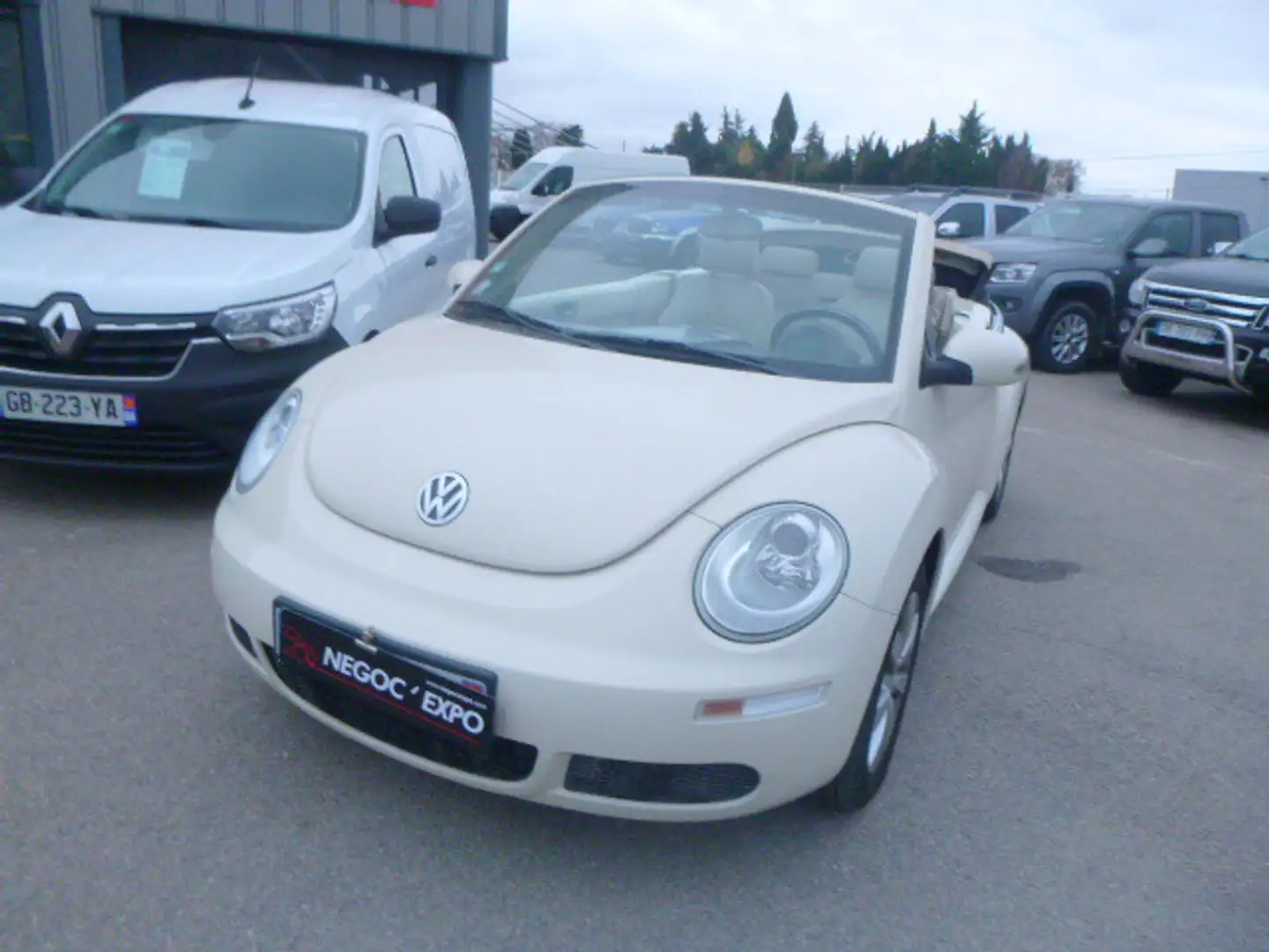 Volkswagen New Beetle 1.9 tdi Beżowy - 1