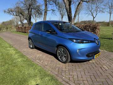 ZOE Q90 Intens huur accu met trekhaak