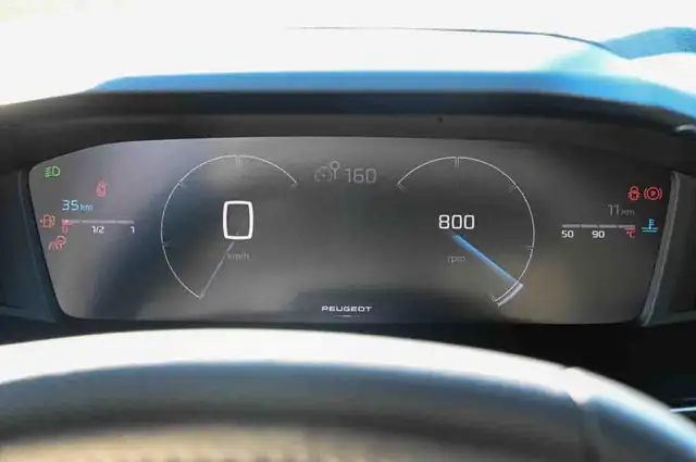 Peugeot 2008 view 13