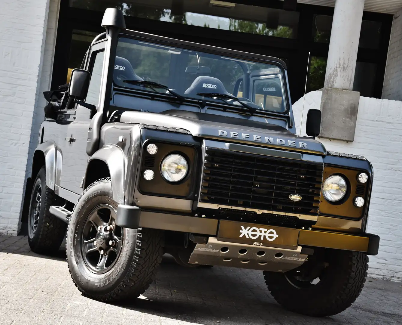 Land Rover Defender TD4 CABRIO ***RECARO SEATS / VAT REFUNDABLE*** Сірий - 2