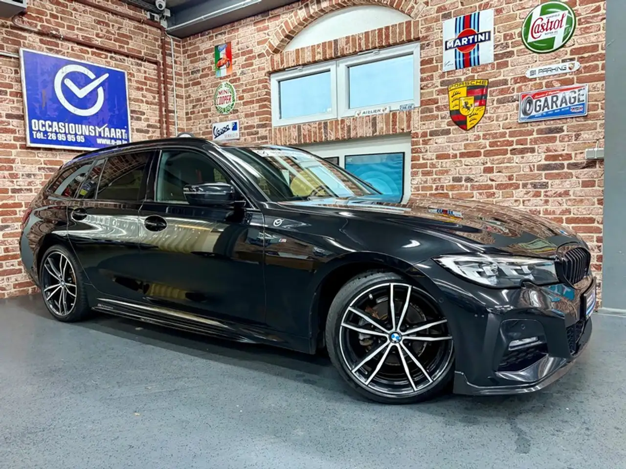 BMW 320