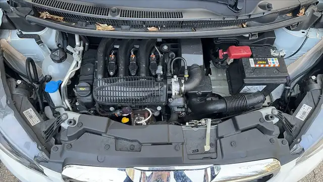 Peugeot 108 view 15