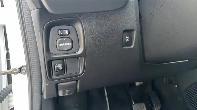 Peugeot 108 view 13