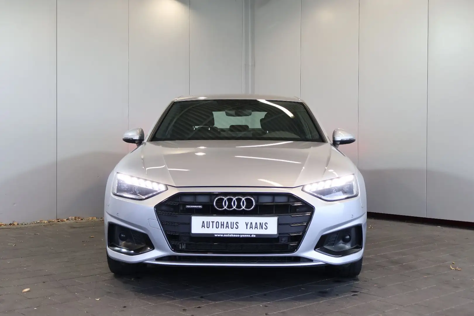 Audi A4 40 TDI quattro advanced VIRTUAL+KAM+LED+17" Silber - 2