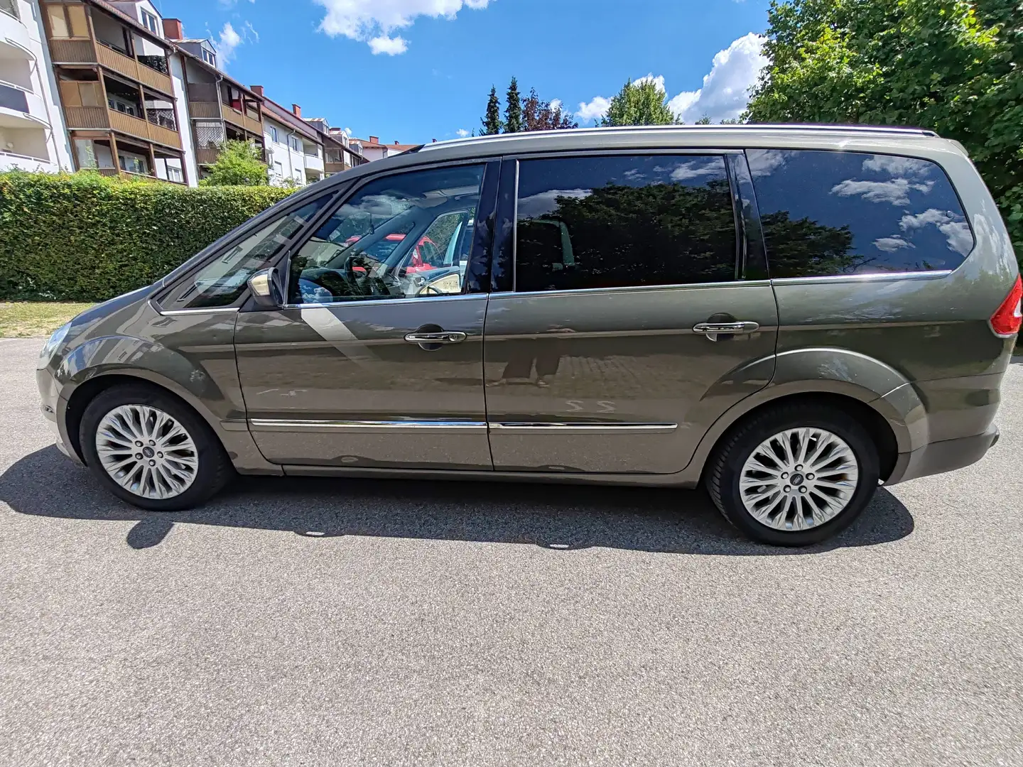 Ford Galaxy Galaxy Titanium 2,0 TDCi DPF Aut. Titanium Grün - 2