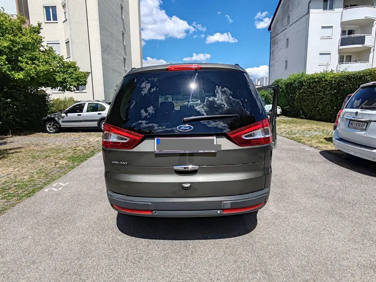 Ford Galaxy Galaxy Titanium 2,0 TDCi DPF Aut. Titanium Grün - 1