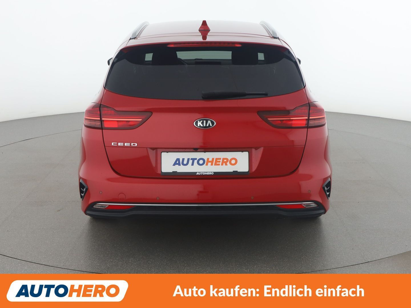 Kia Ceed / cee'd 1.5 TGDI Silber — photo 5