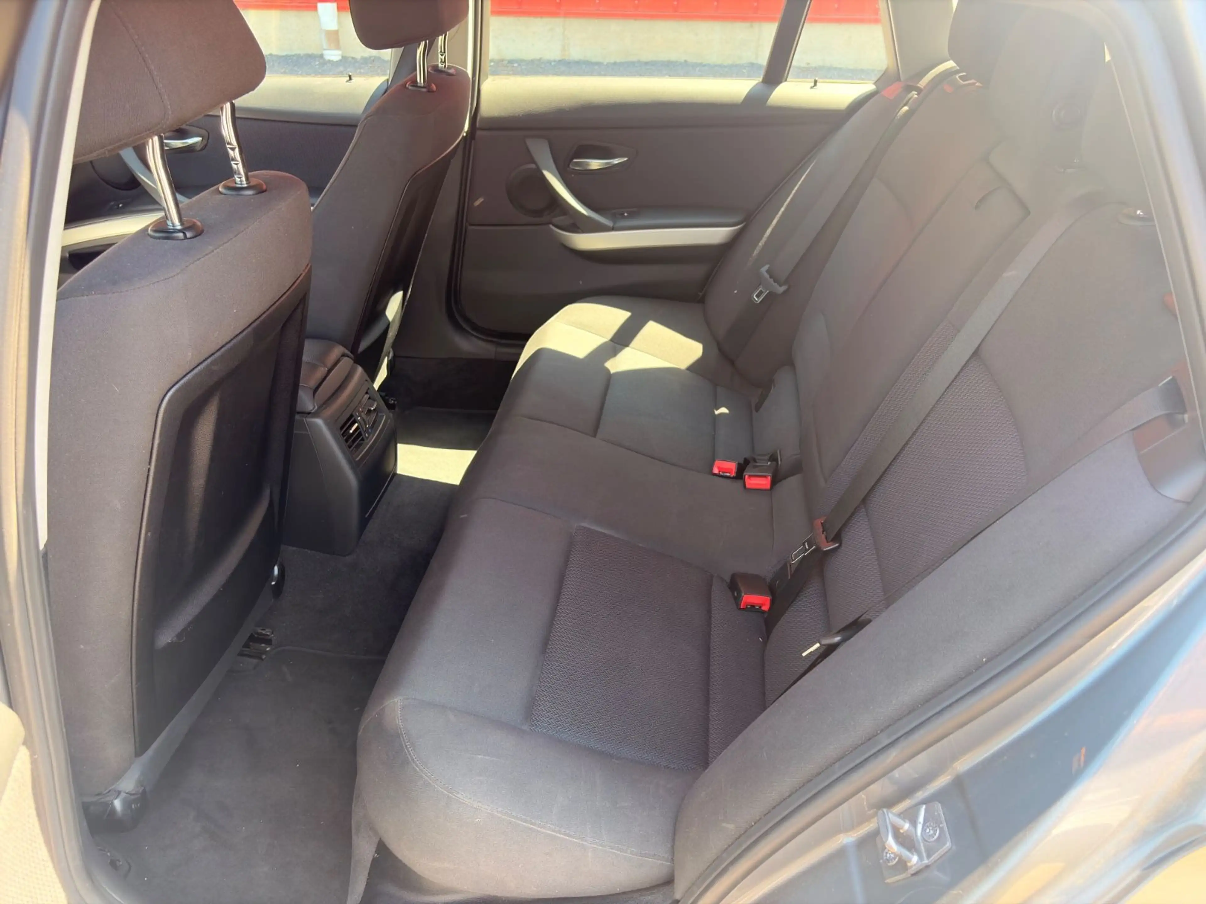 BMW 316 d 2.0 Garantie 2Hand Navi AC PDC 6Gang AHK — photo 14