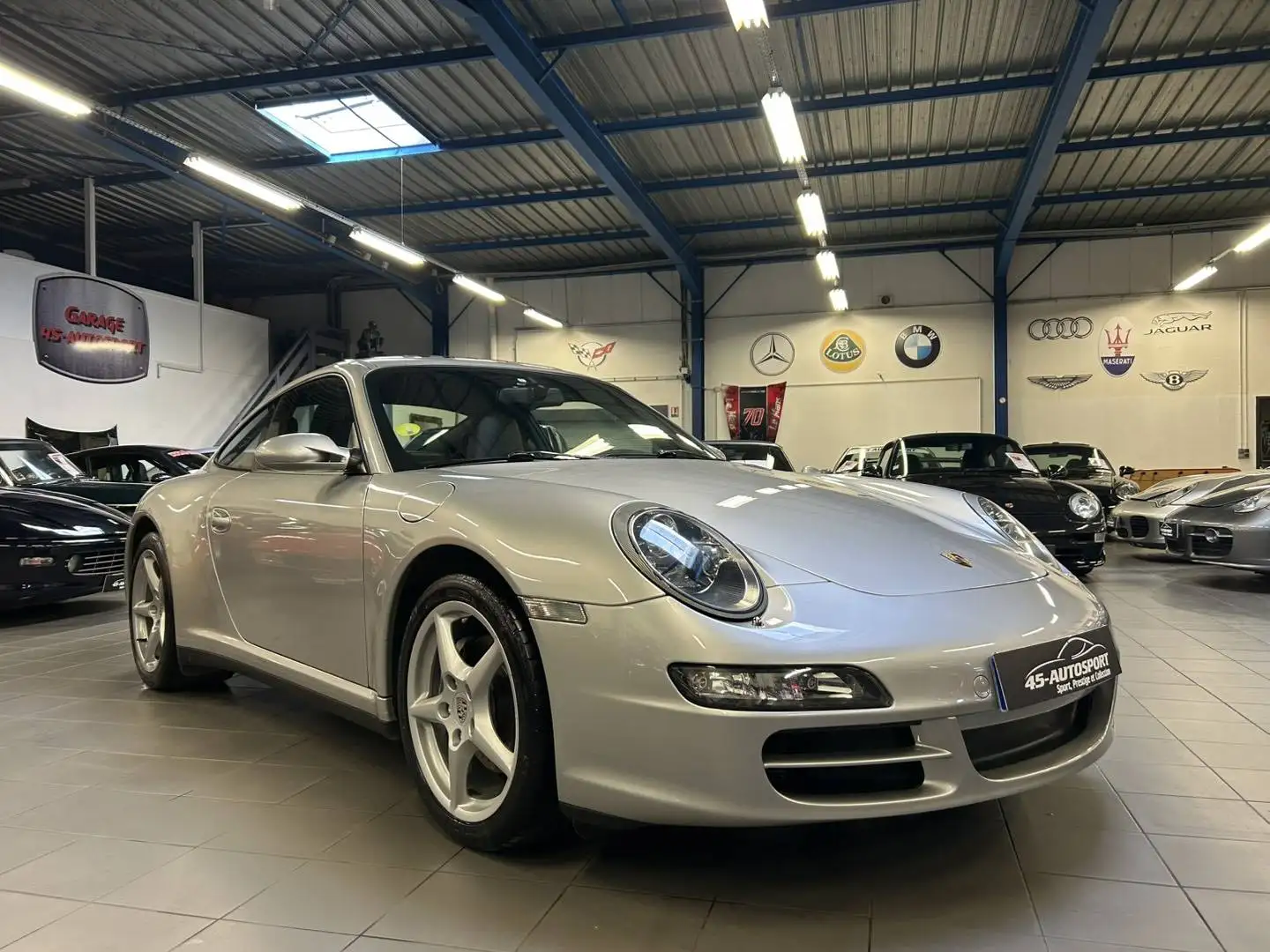 Porsche 911 997 3.6 Carrera 4 325ch Grau - 1