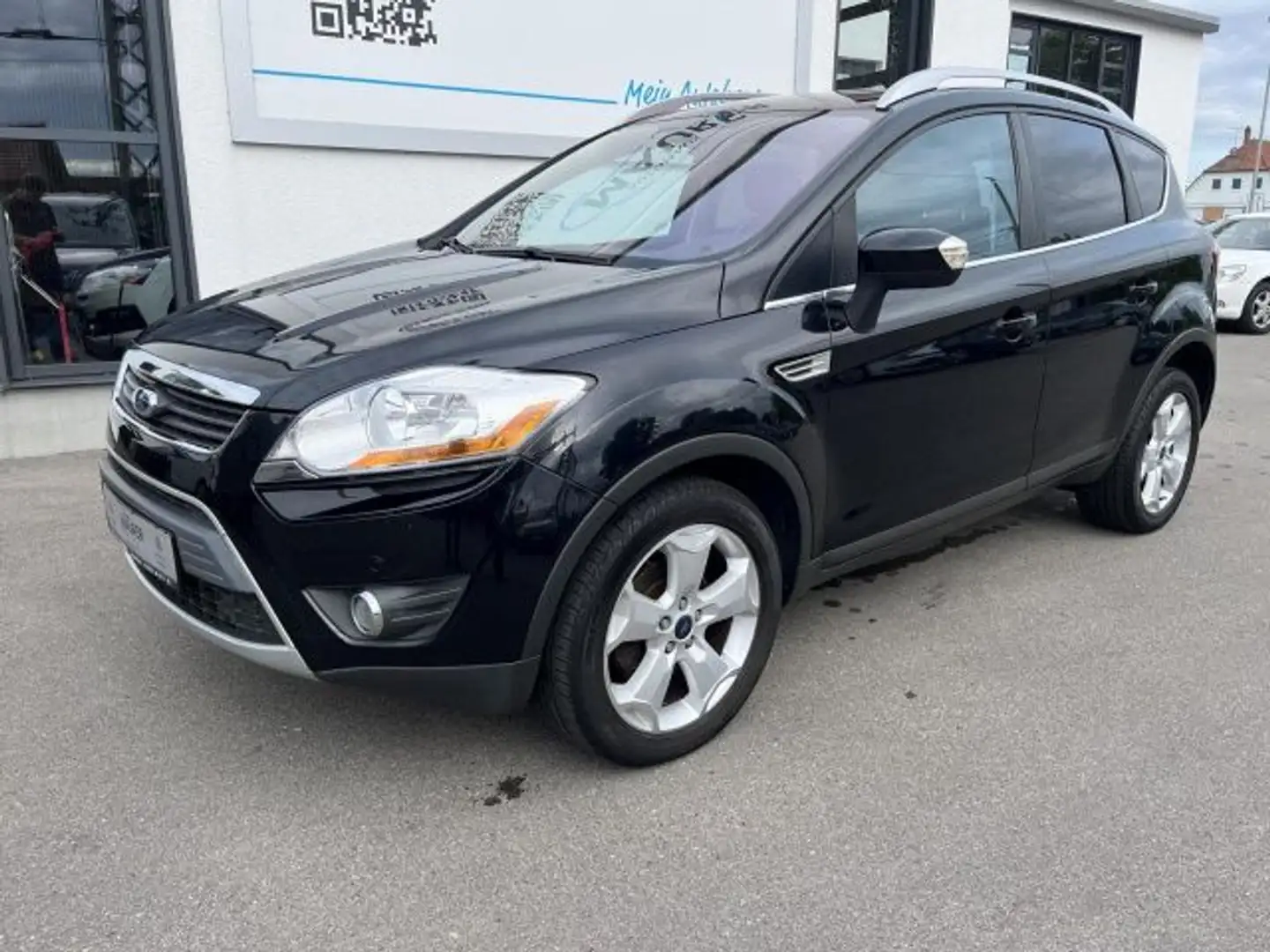 Ford Kuga Titanium 2,5 4x4 Allrad Navi Panorama Leder Schwarz - 2