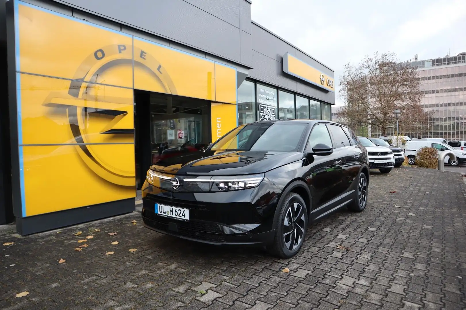 Opel Grandland X Grandland 1.2T eDCT6 GS neues Modell Schwarz - 2