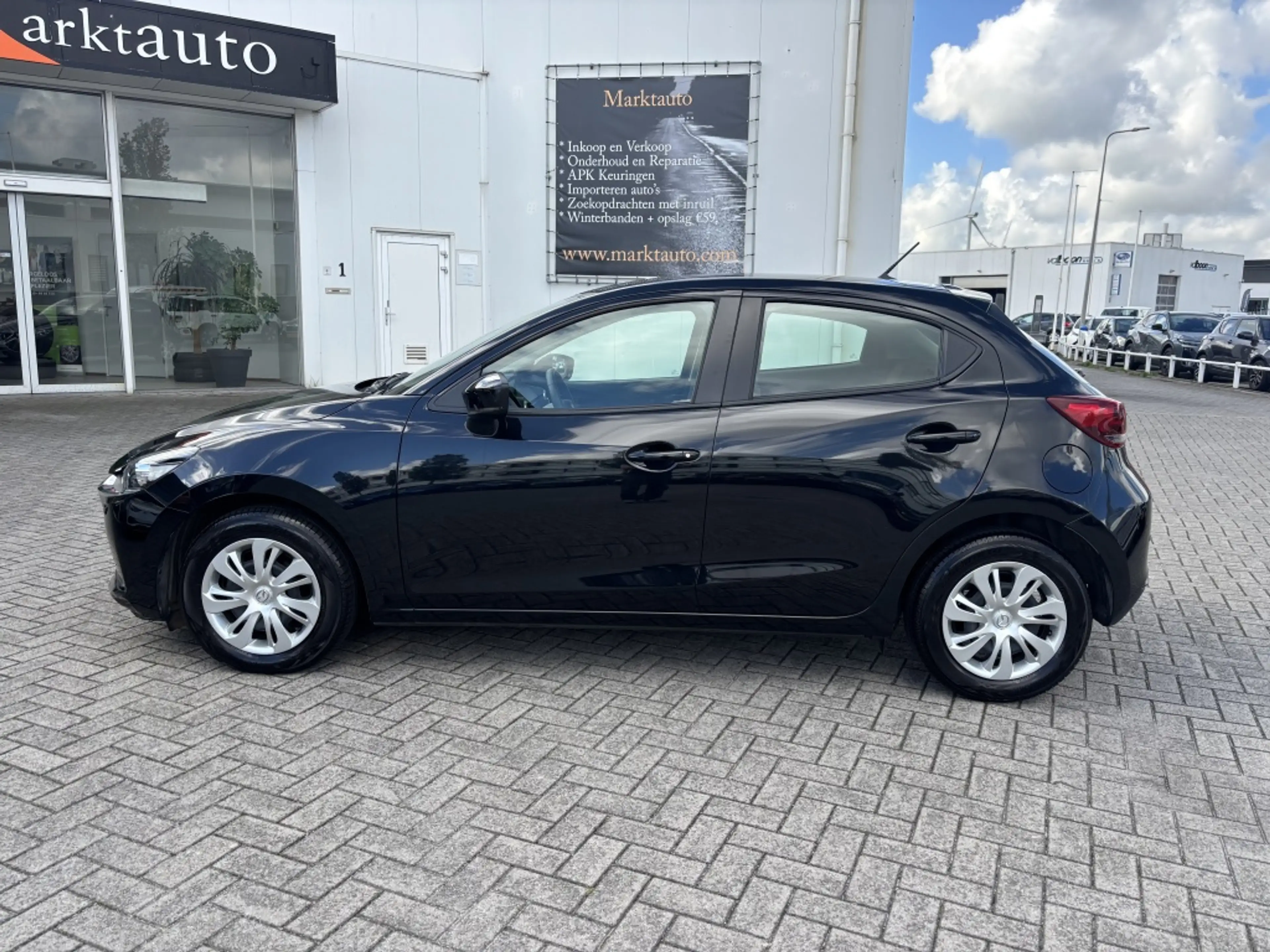Mazda 2 1.5 Skyactiv-G Cruise Carplay Stoelverwarming — photo 8