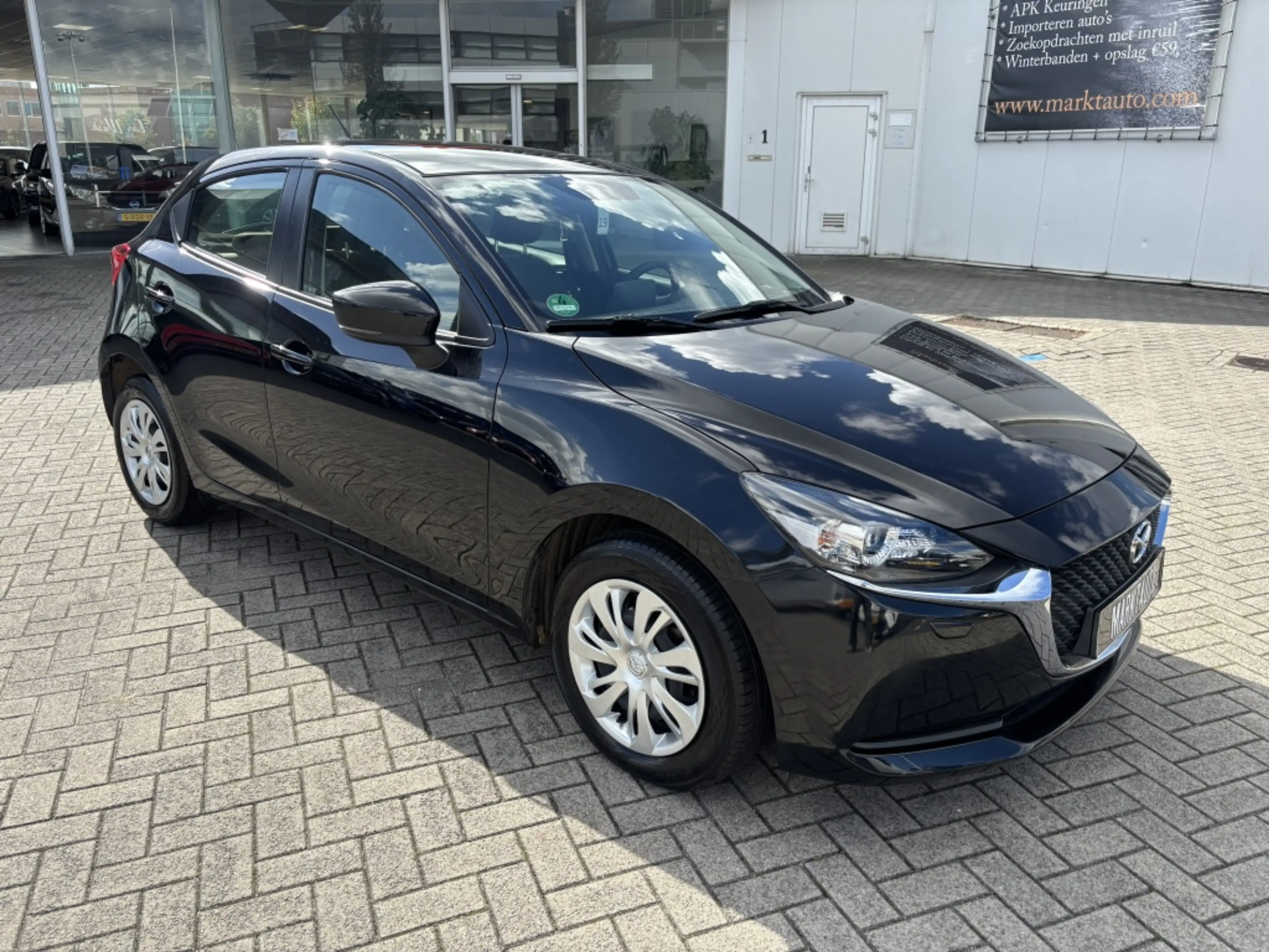 Mazda 2 1.5 Skyactiv-G Cruise Carplay Stoelverwarming — photo 5