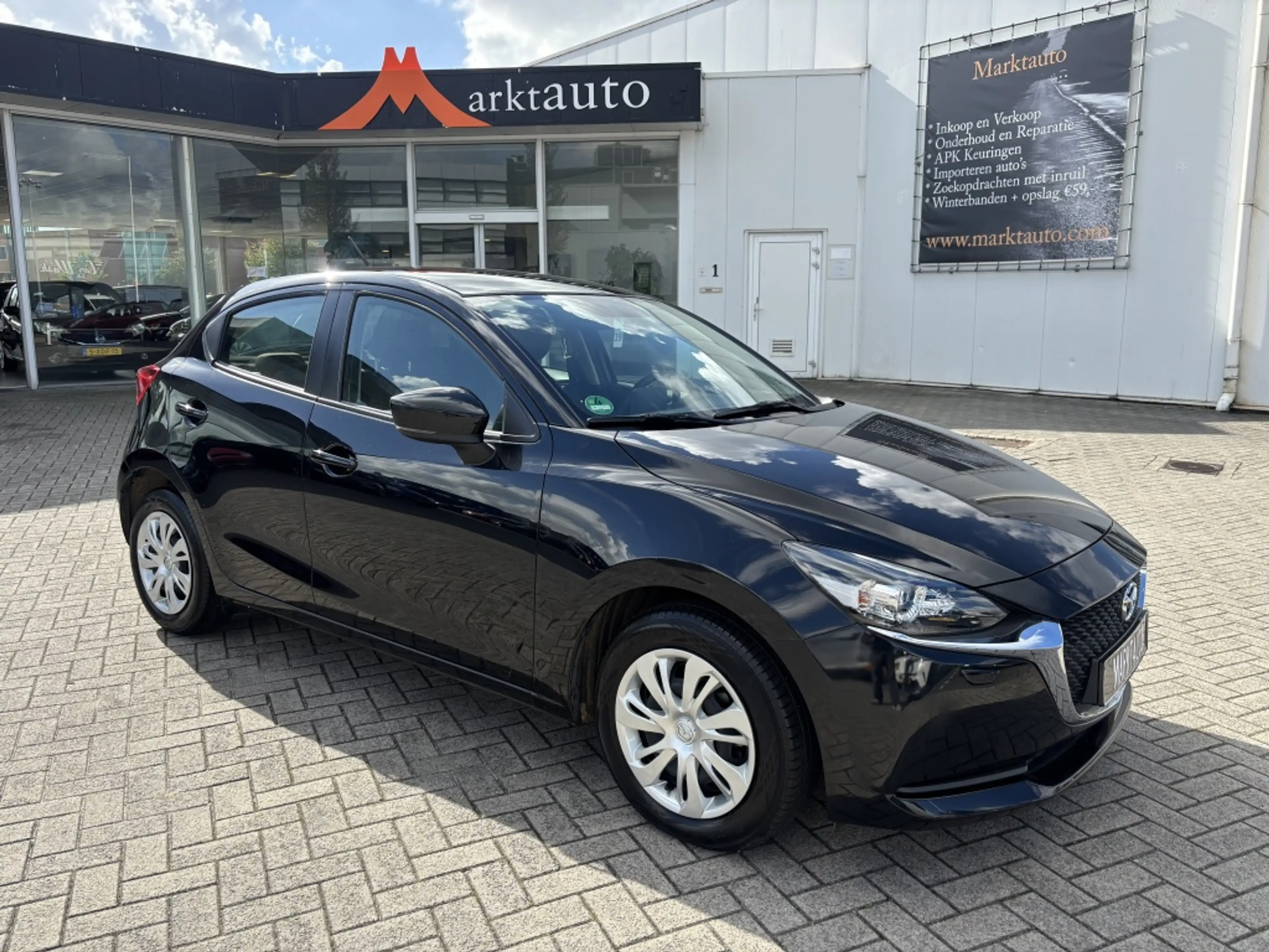Mazda 2 1.5 Skyactiv-G Cruise Carplay Stoelverwarming