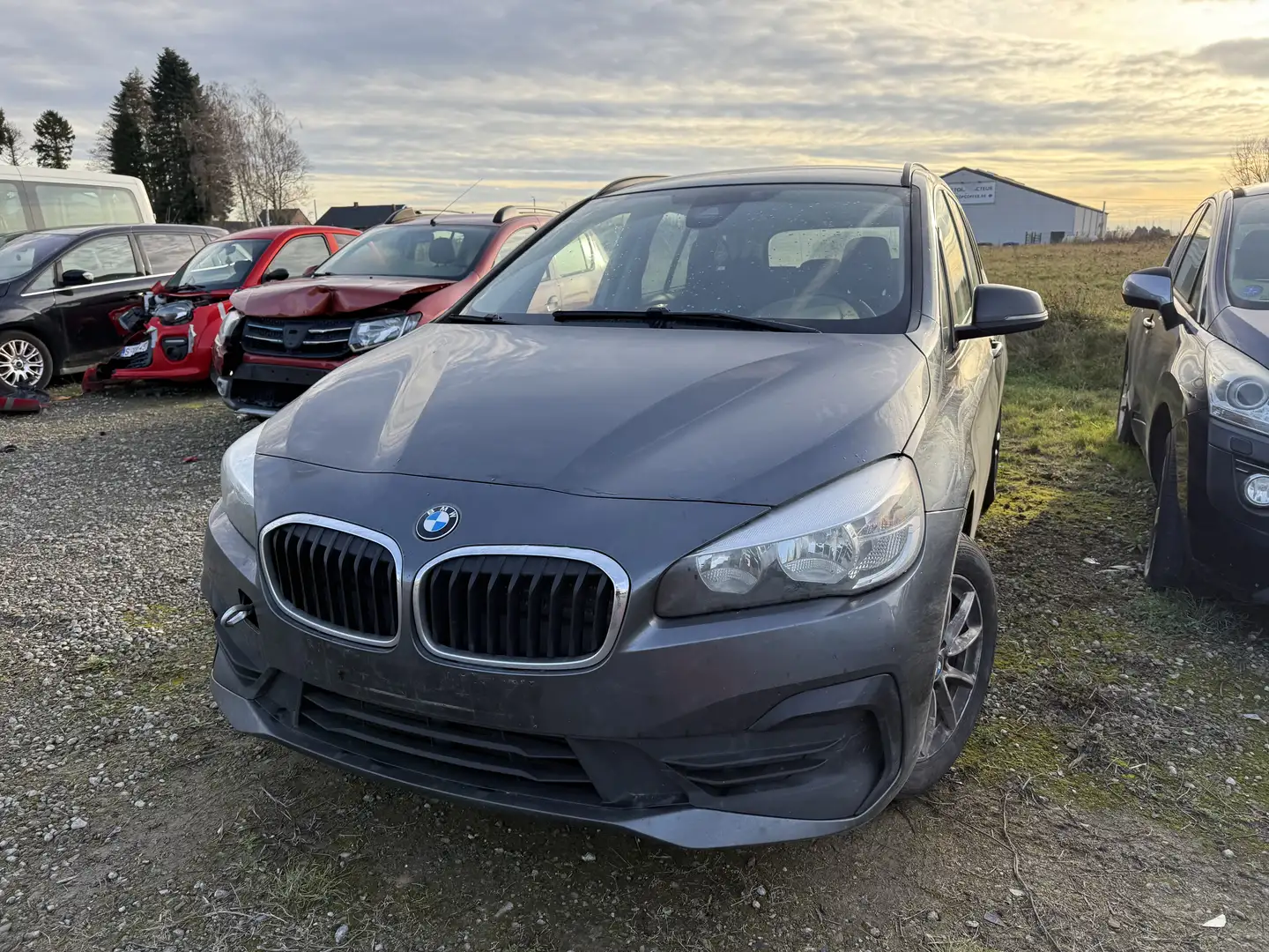 BMW 216 Active Tourer 216 d  problème moteur Grau - 1