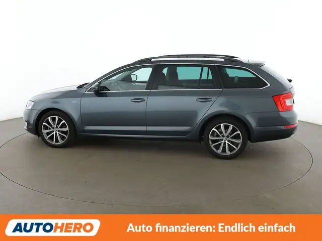 Skoda Octavia view 3